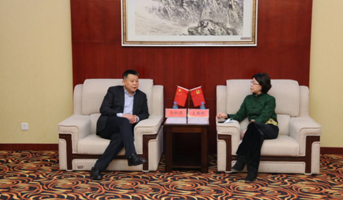 37d4630b87f04a0b86e203eaf5e925cc