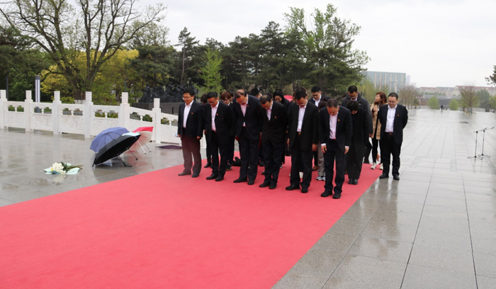 22bb0dbdf982f4f9e65b20b9ad17df6f